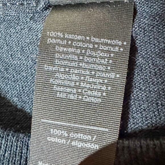 2 Pack Bundle Athleisure Graphic Tees Roller Derby Blue Brooklyn Cropped Black - Picture 3 of 5